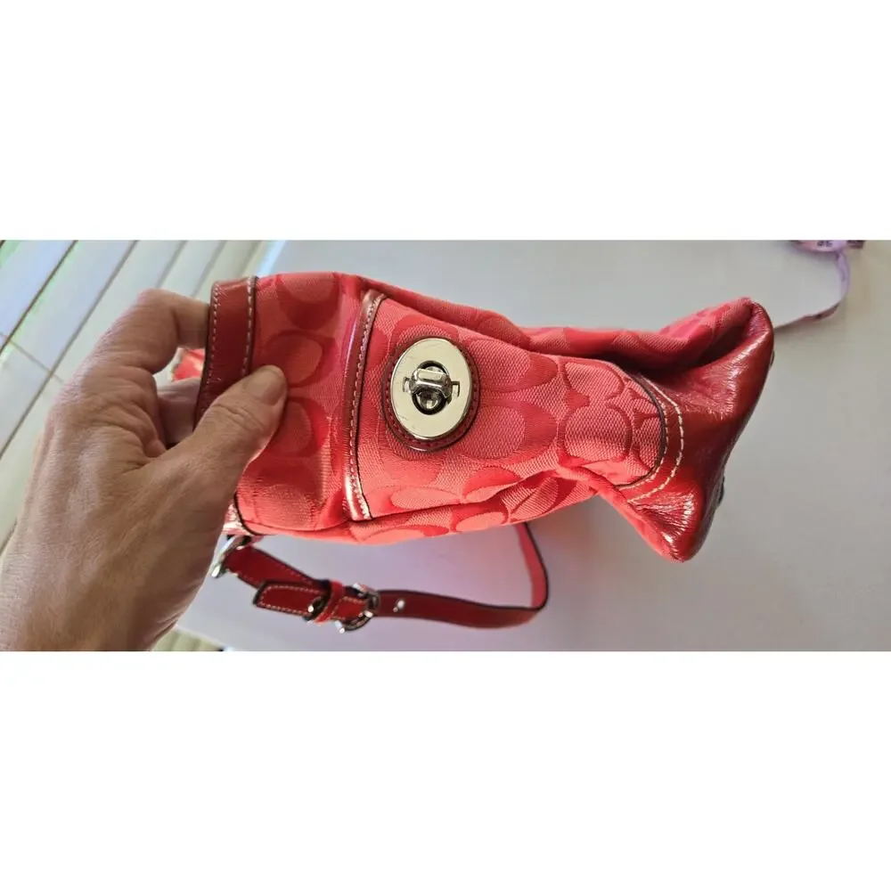 COACH Y2K Vintage Signature East West Gallery Shoulder Bag Vibrant Red